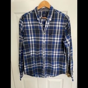 American eagle  outfitters size large runs small